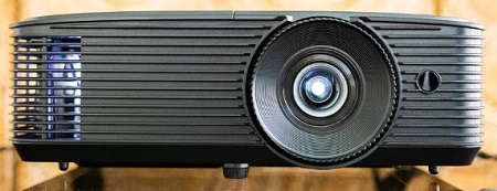 Optoma HD146X projector