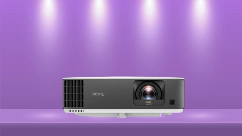 BenQ TK700STi front